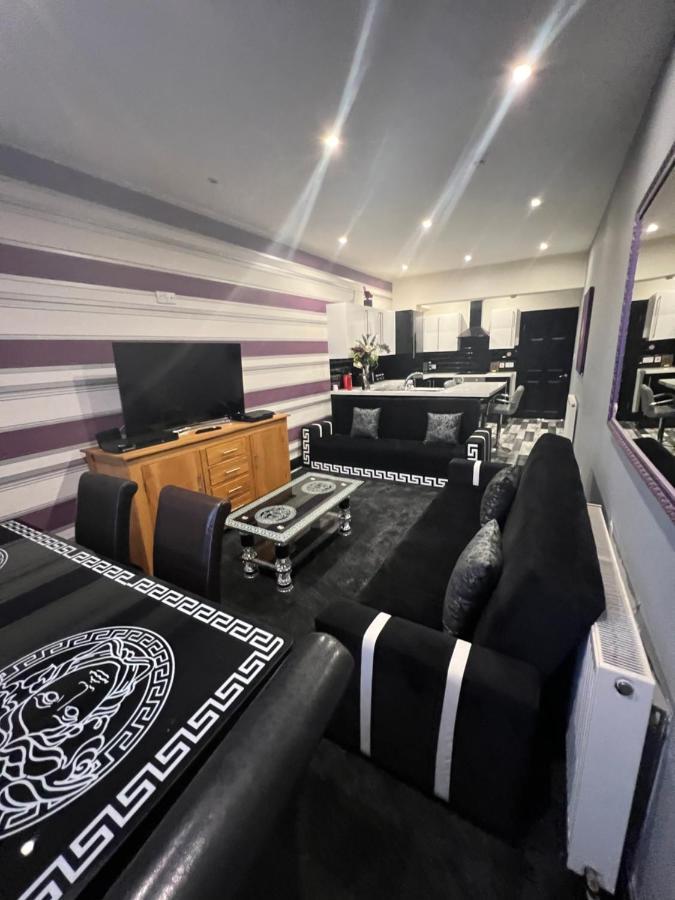 Boutique Blackpool 2 Bed Grey Apartment Sleeps 10 Exteriör bild